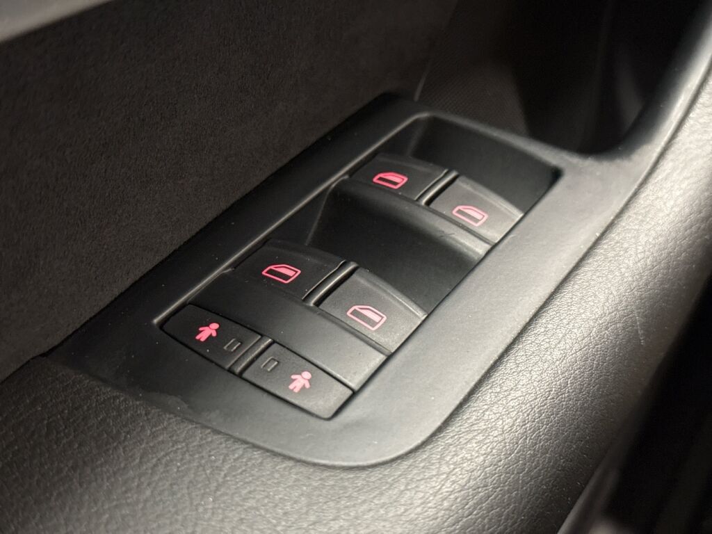 Audi A6 2011 Valkoinen