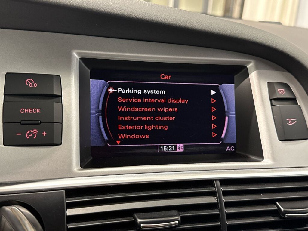 Audi A6 2011 Valkoinen