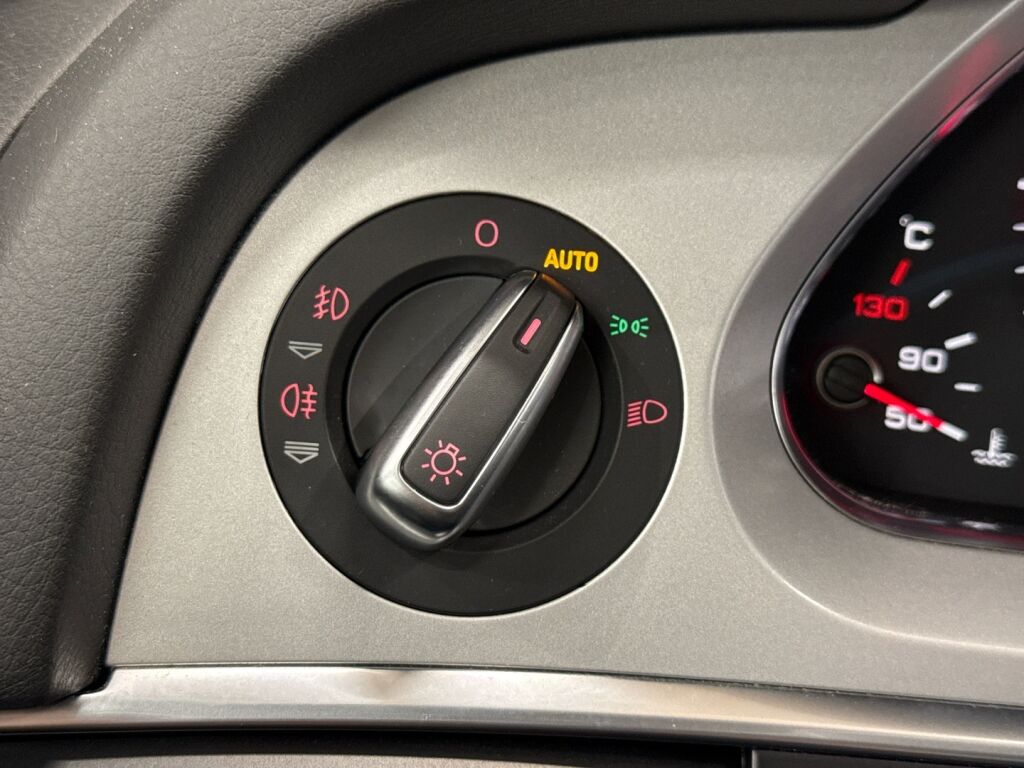 Audi A6 2011 Valkoinen