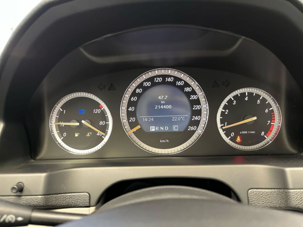Mercedes-Benz C 2007 Met.Musta