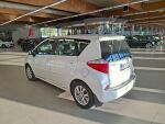 Toyota Verso-S 2011 Valkoinen