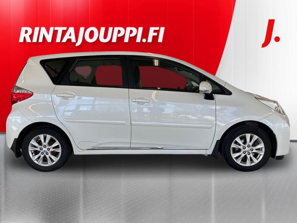 Toyota Verso-S 2011 Valkoinen