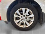 Toyota Verso-S 2011 Valkoinen