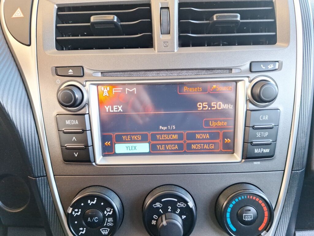 Toyota Verso-S 2011 Valkoinen