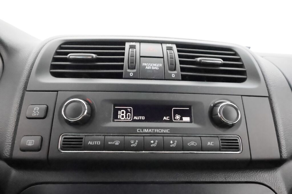 Skoda Fabia 2011 Vihreä