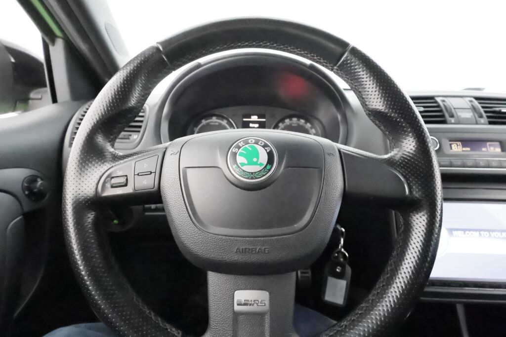 Skoda Fabia 2011 Vihreä