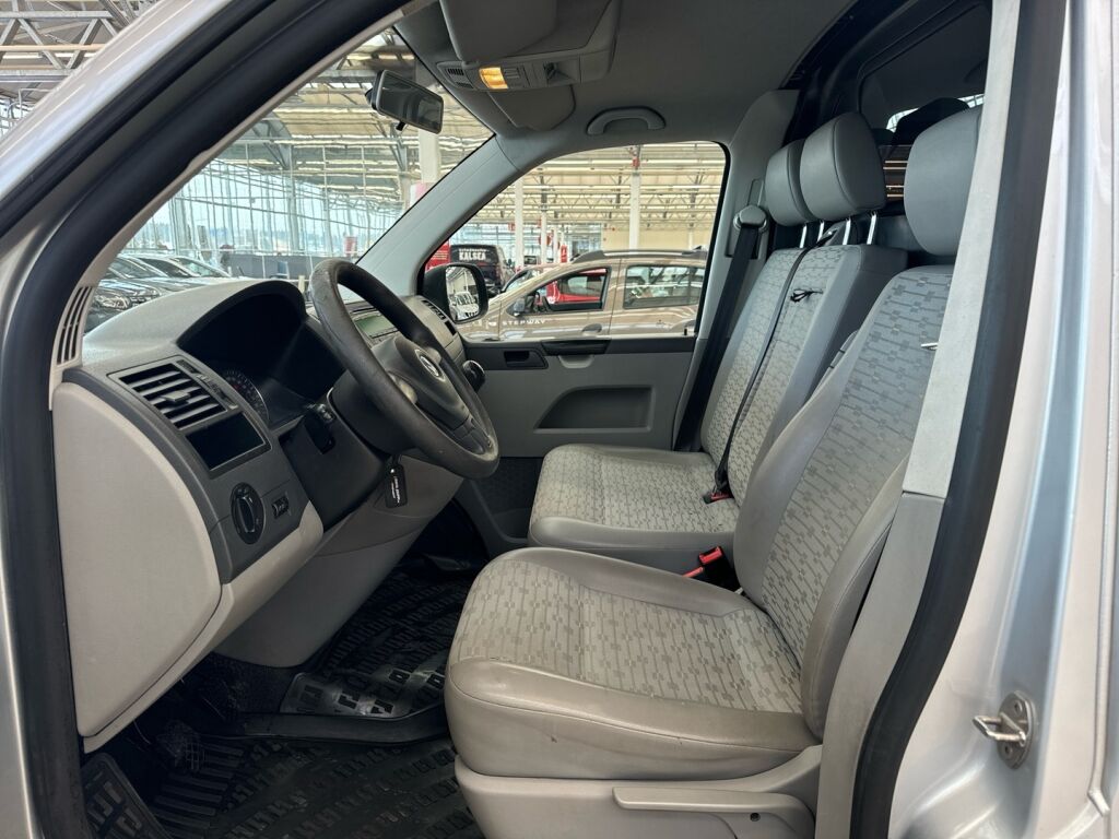 Volkswagen Transporter 2011 Harmaa