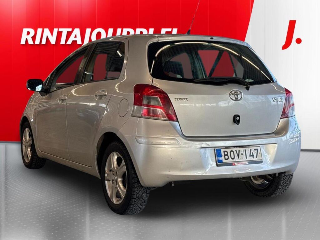 Toyota Yaris 2011 Hopea