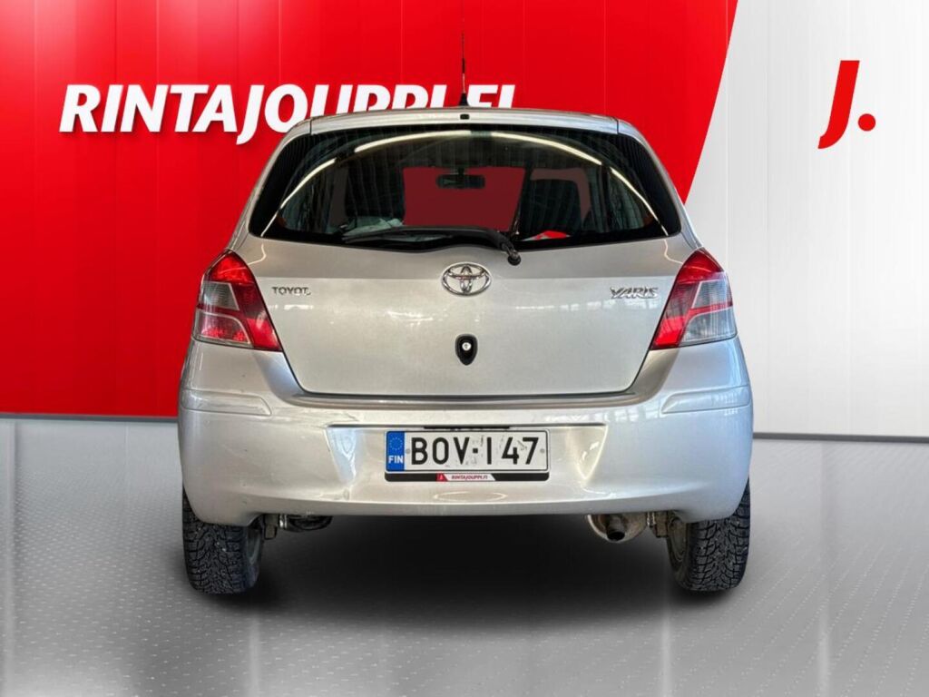 Toyota Yaris 2011 Hopea