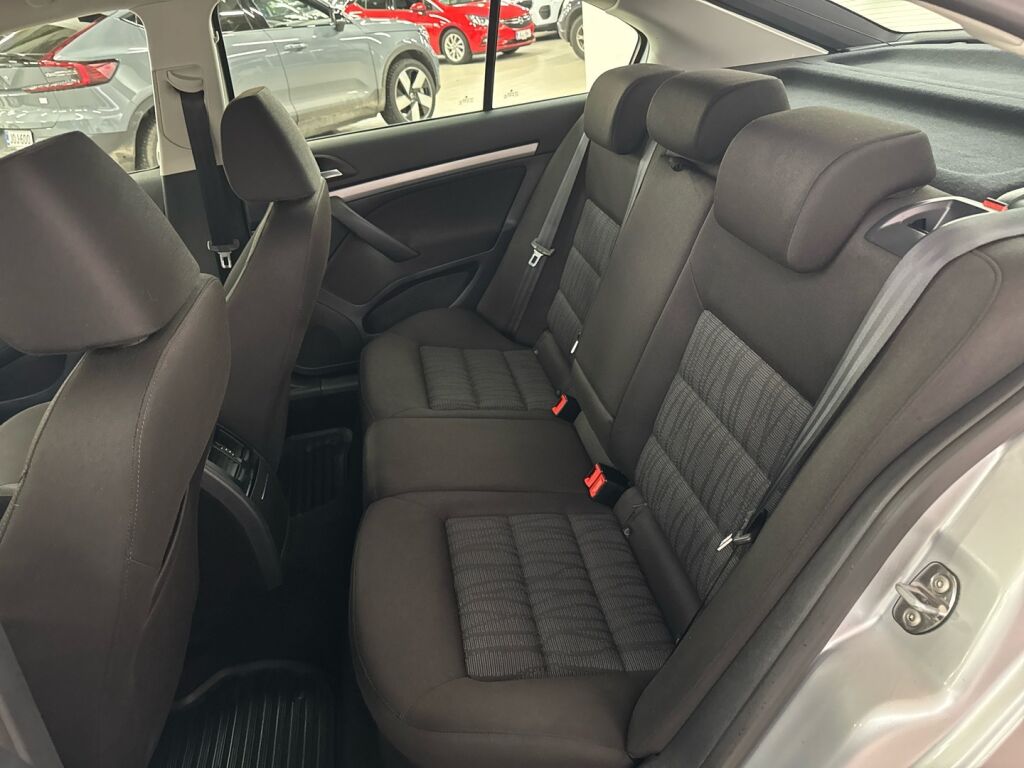 Skoda Octavia 2011 Harmaa