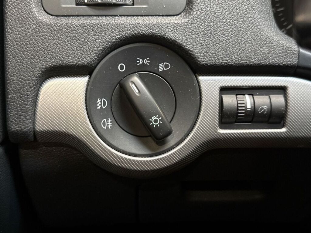 Skoda Octavia 2011 Sininen