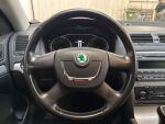 Skoda Octavia 2011 Sininen