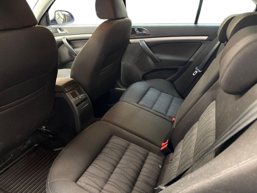 Skoda Octavia 2011 Sininen
