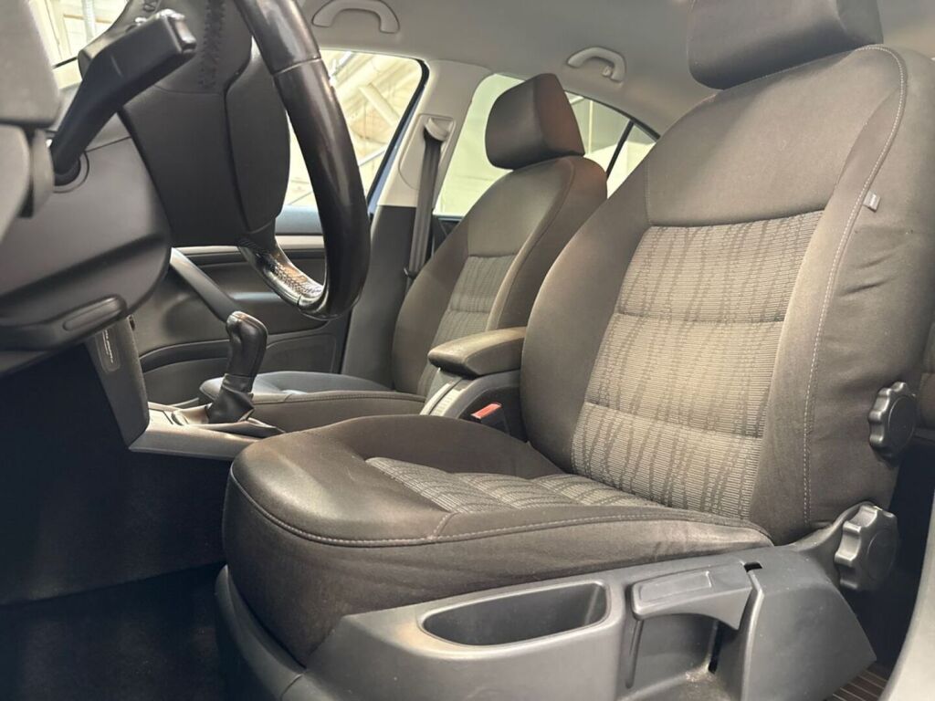 Skoda Octavia 2011 Sininen