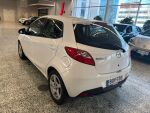 Mazda Mazda2 2011 Valkoinen