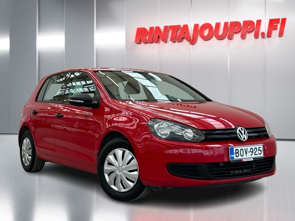 Volkswagen Golf 2011 Punainen