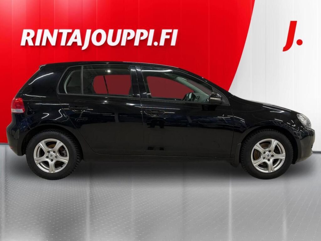 Volkswagen Golf 2011 Musta