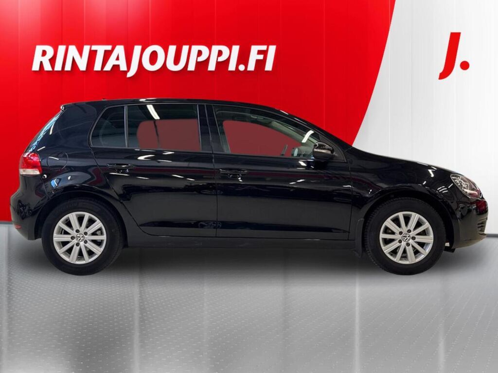 Volkswagen Golf 2011 Musta