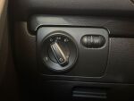 Volkswagen Golf 2011 Musta