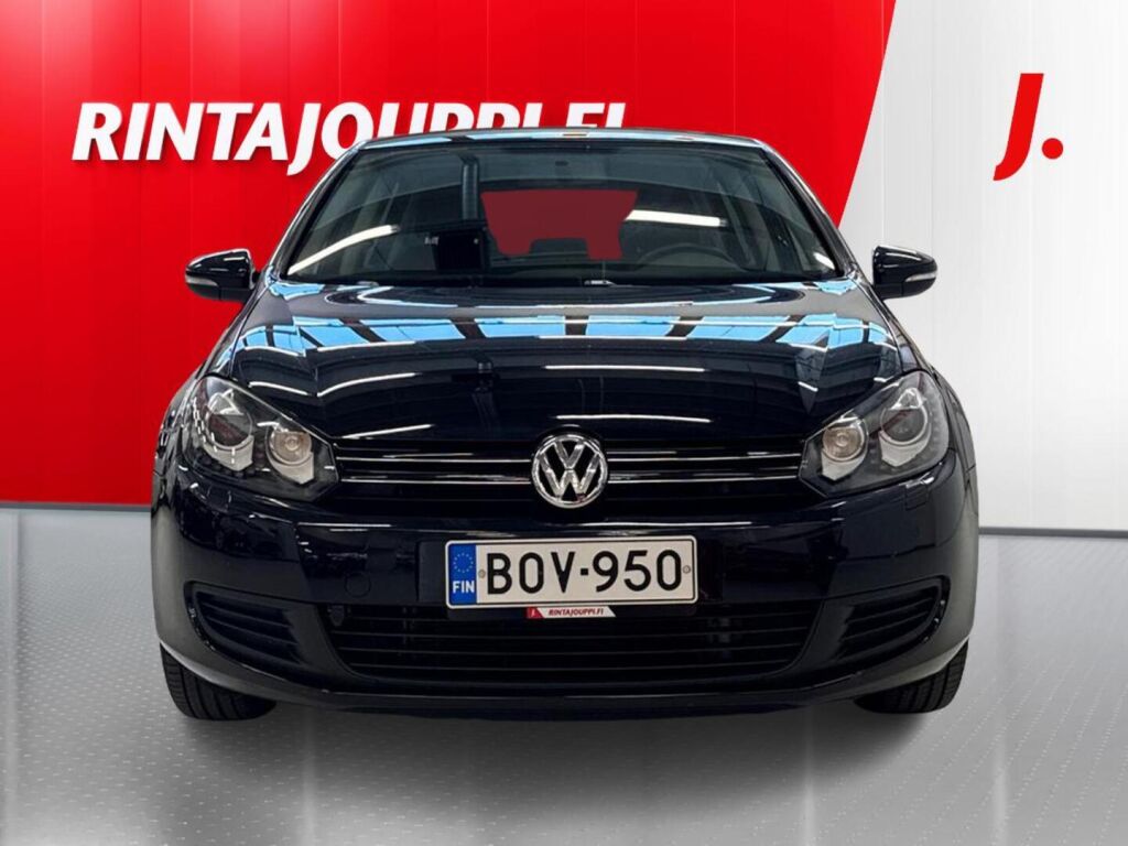 Volkswagen Golf 2011 Musta