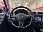Volkswagen Golf 2011 Musta