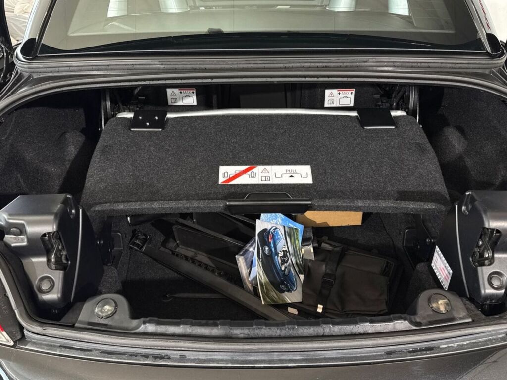 BMW Z4 2009 Musta