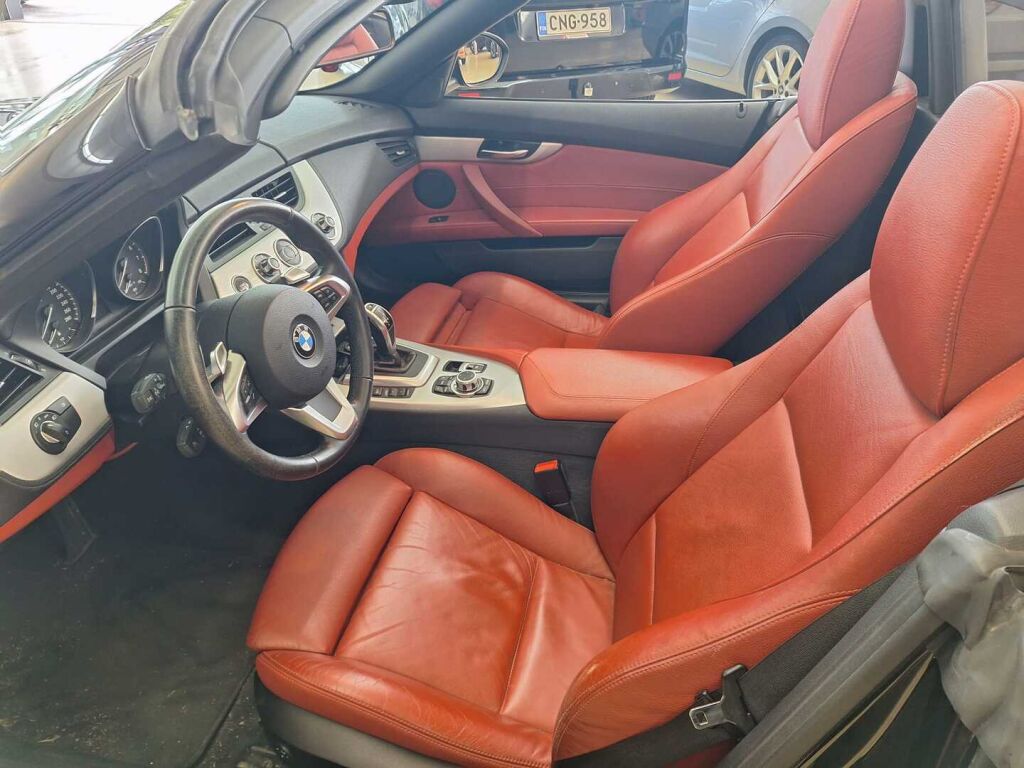 BMW Z4 2009 Musta