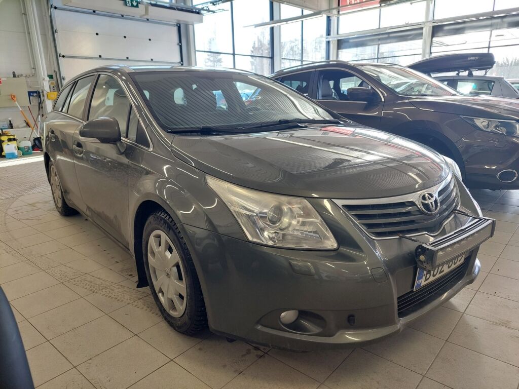 Toyota Avensis 2009 Vihreä