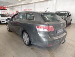 Toyota Avensis 2009 Vihreä