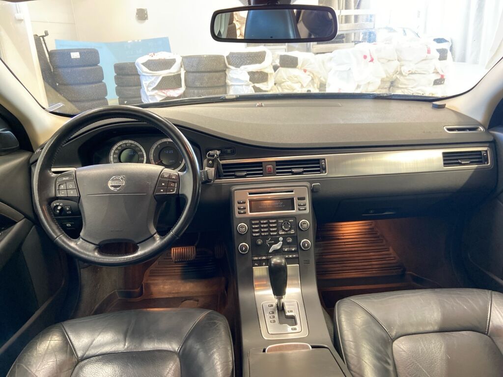 Volvo S80 2009 Musta