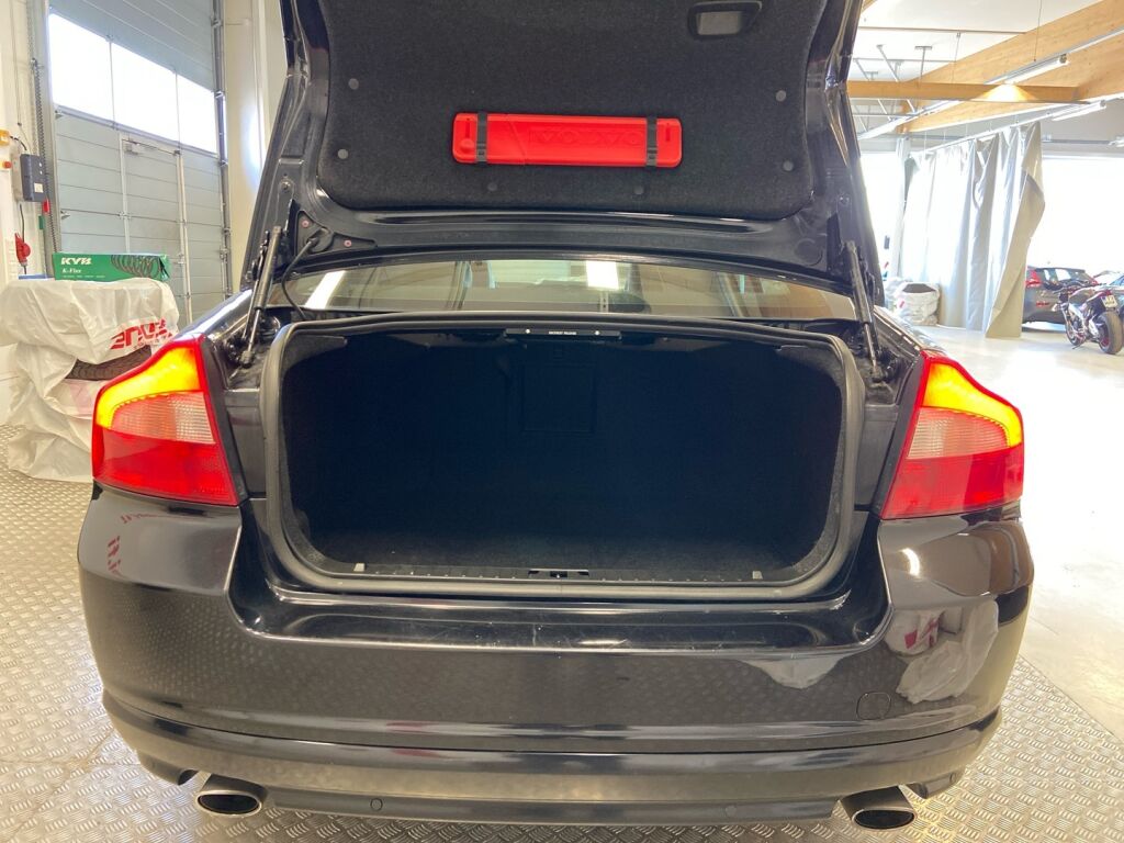 Volvo S80 2009 Musta