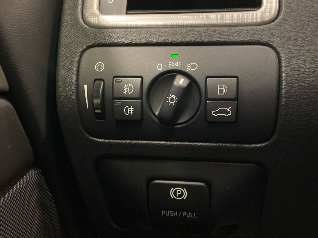 Volvo S80 2009 Musta