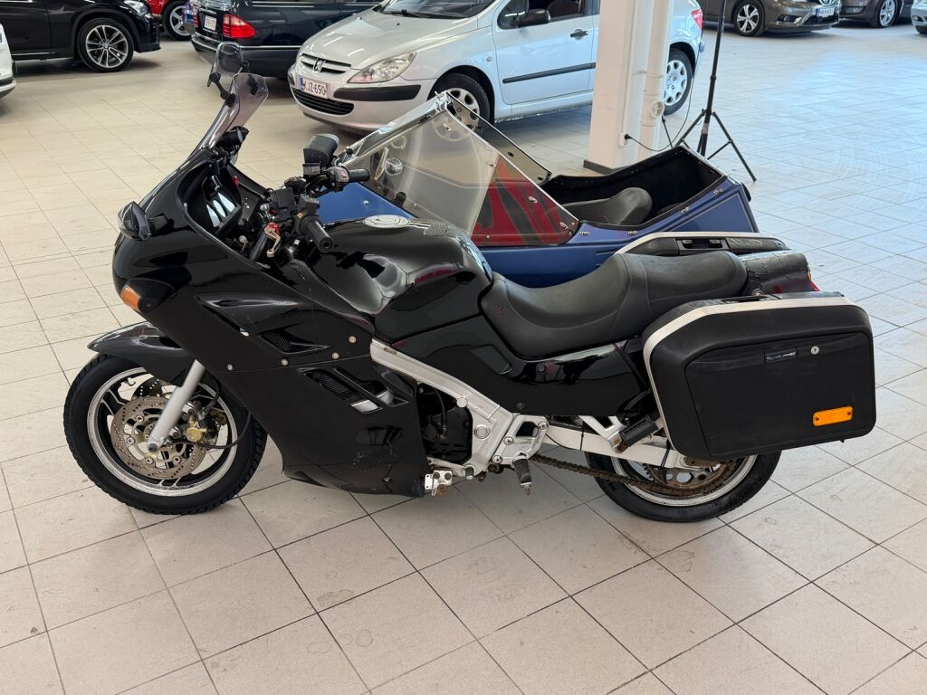Suzuki GSX 1993 Punainen