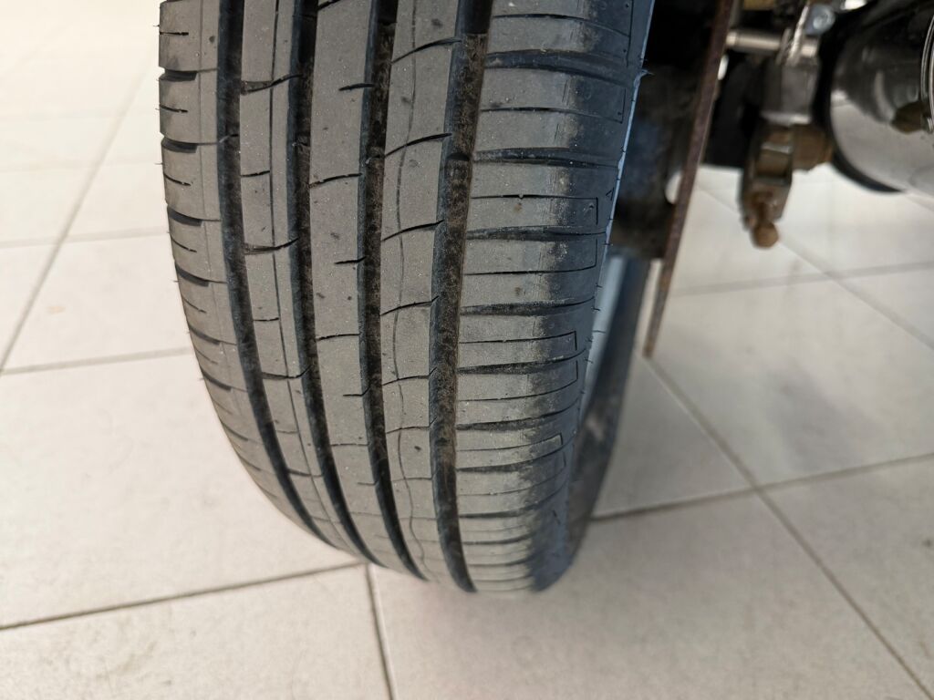 Suzuki GSX 1993 Punainen