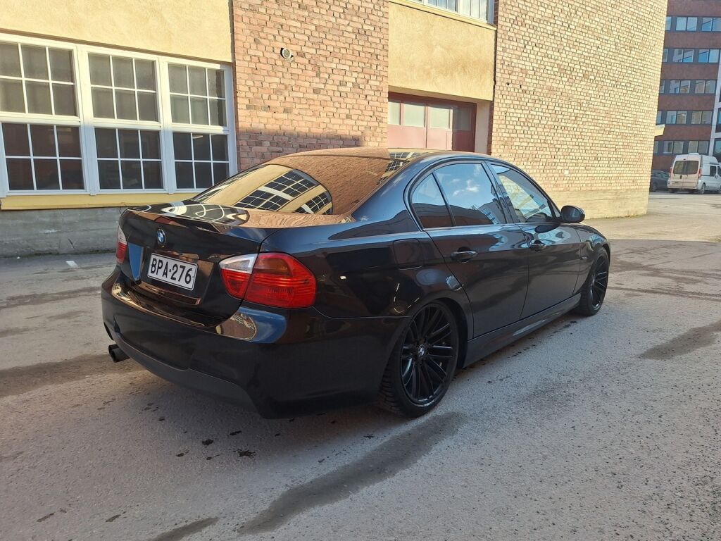 BMW 325 2008 Sininen