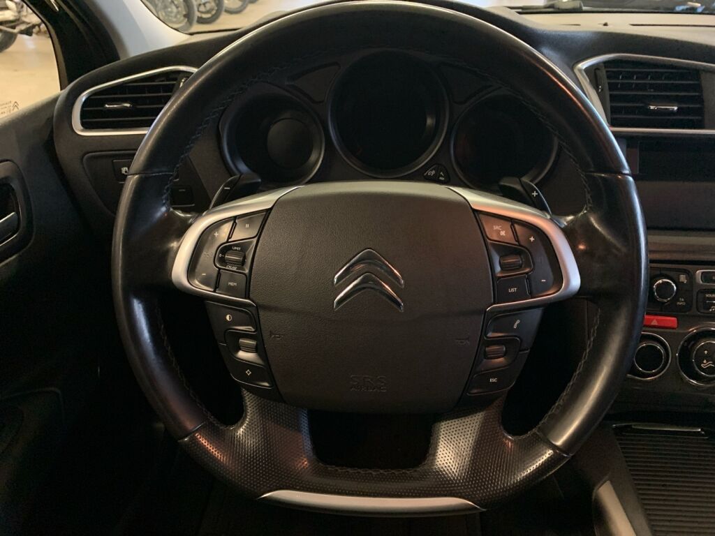 Citroen C4 2011 Ruskea (beige)