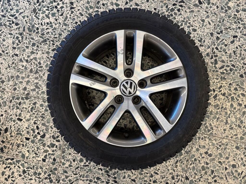 Volkswagen Golf 2012 Hopea