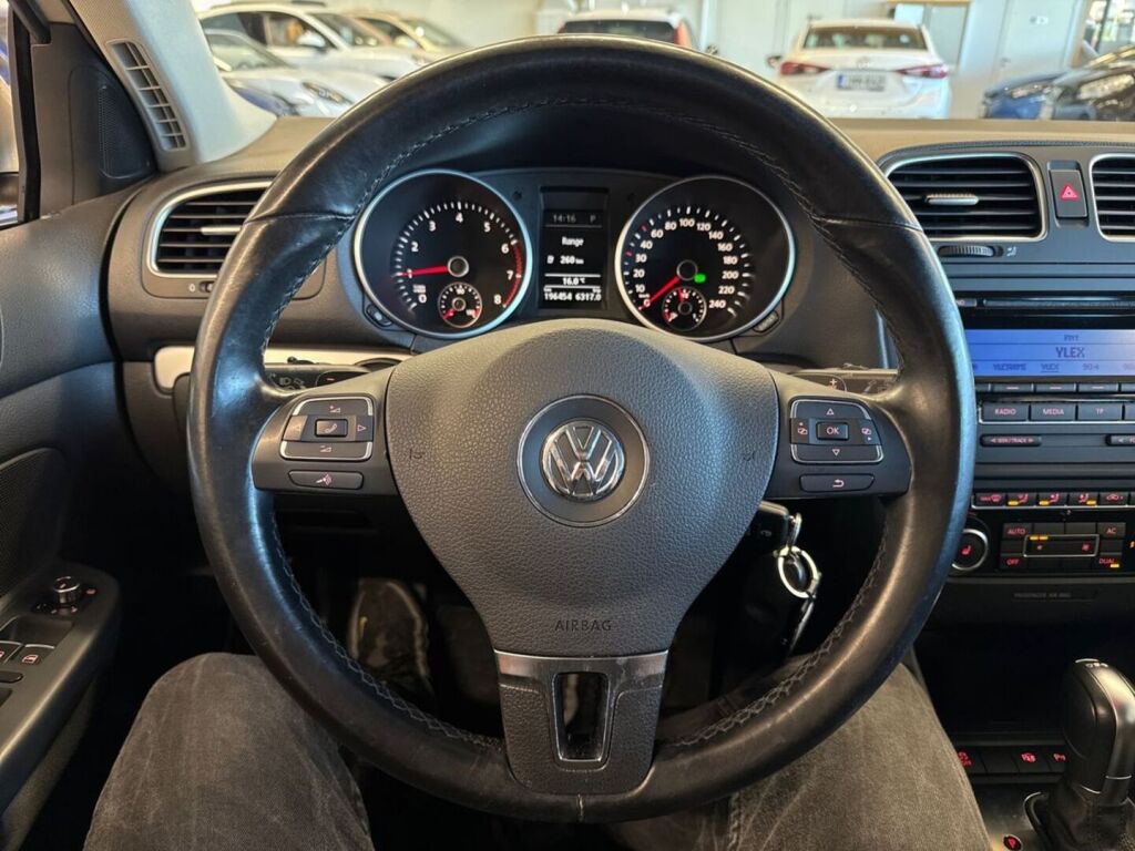 Volkswagen Golf 2012 Hopea