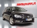 Volkswagen Passat 2011 Musta