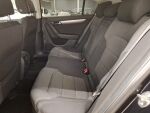 Volkswagen Passat 2011 Musta