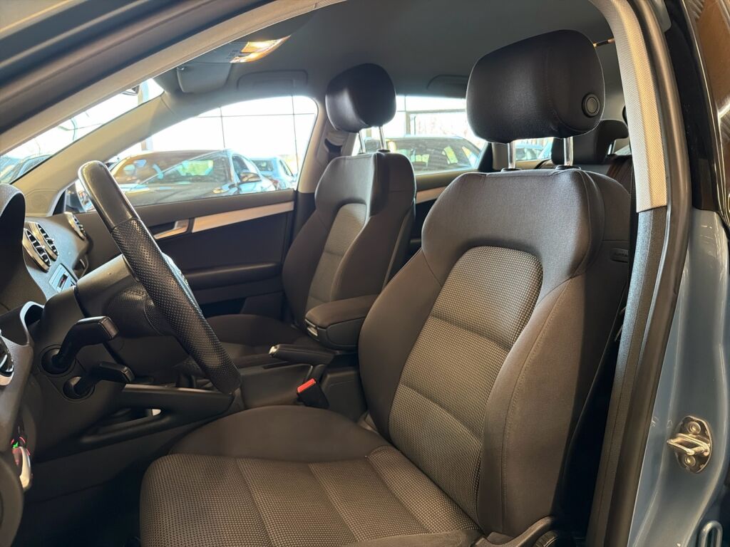 Audi A3 2011 Sininen