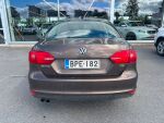 Volkswagen Jetta 2013 Ruskea (beige)