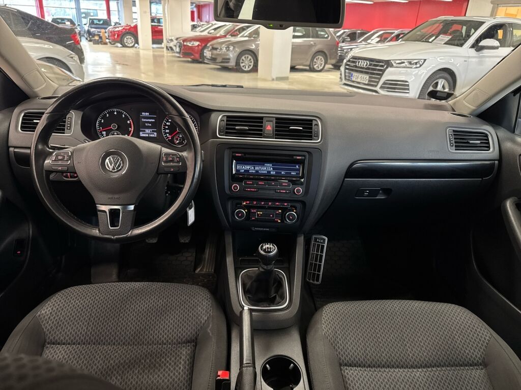 Volkswagen Jetta 2012 Harmaa