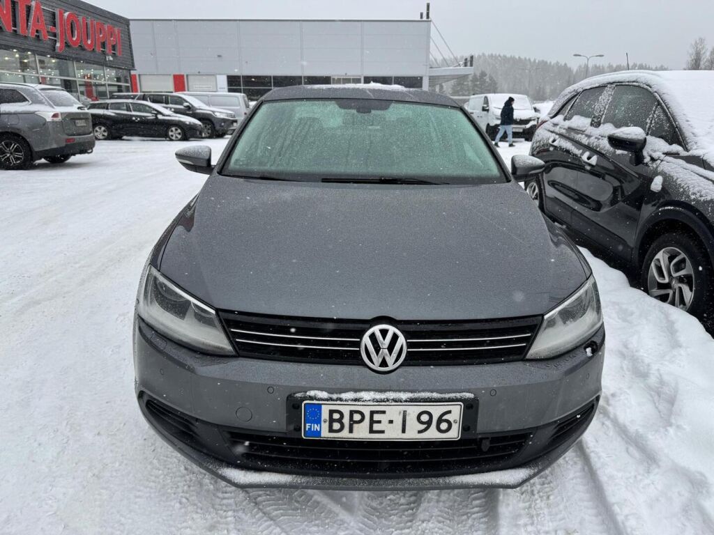 Volkswagen Jetta 2012 Harmaa