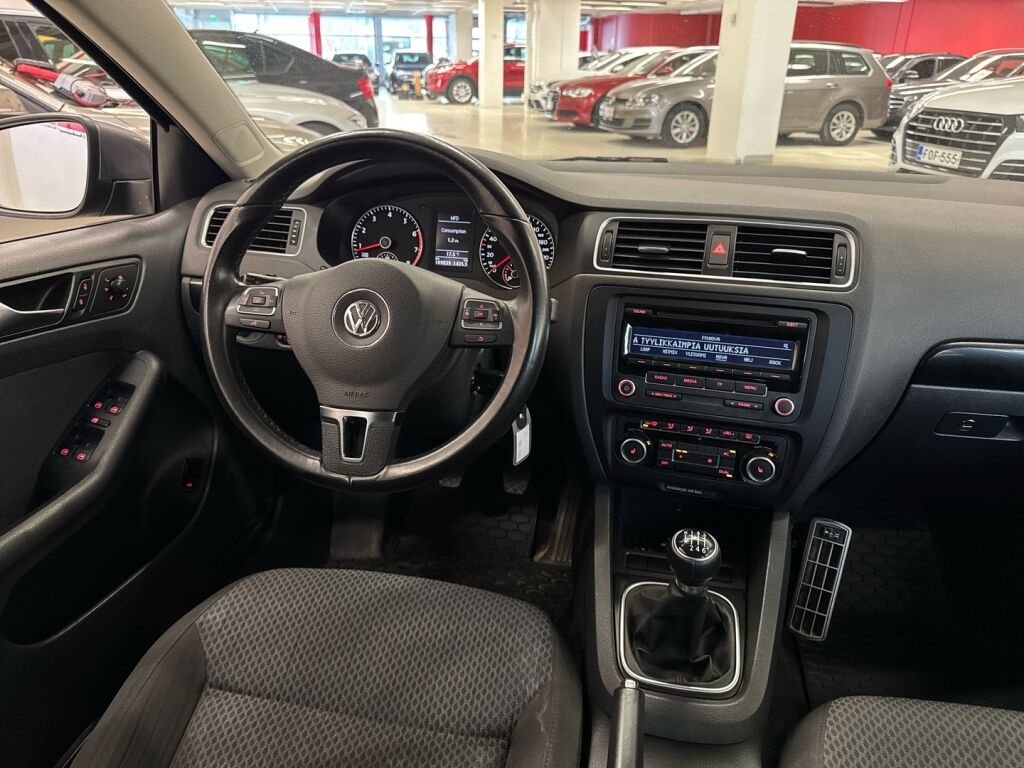 Volkswagen Jetta 2012 Harmaa