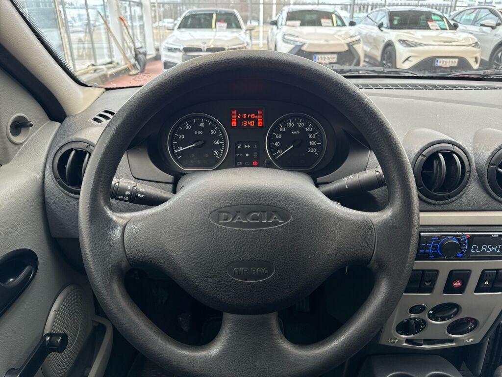 Dacia Logan MCV 2011 Valkoinen