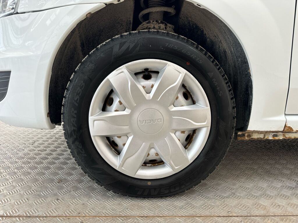 Dacia Logan MCV 2011 Valkoinen