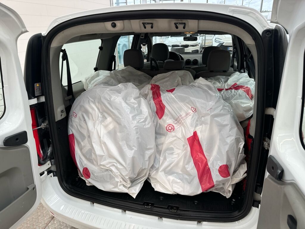 Dacia Logan MCV 2011 Valkoinen