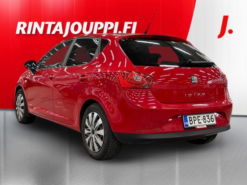 Seat Ibiza 2012 Punainen