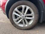 Nissan Juke 2011 Punainen